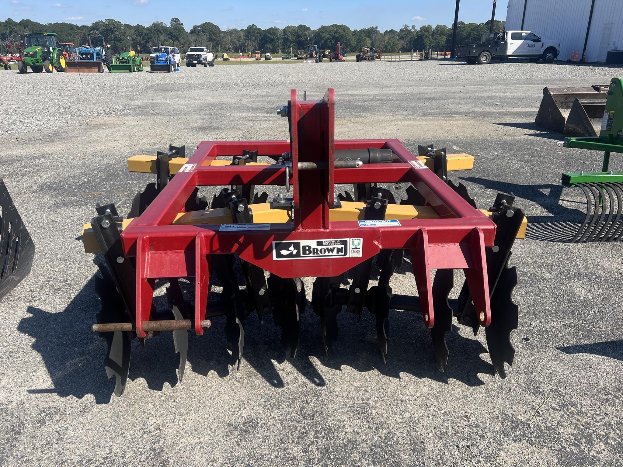 2023 Brown BDH600-1620 Equipment Image0