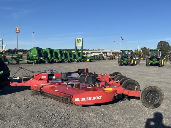 Image of Bush Hog 2215 equipment image 1