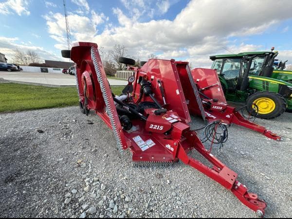 Image of Bush Hog 2215 Primary Image