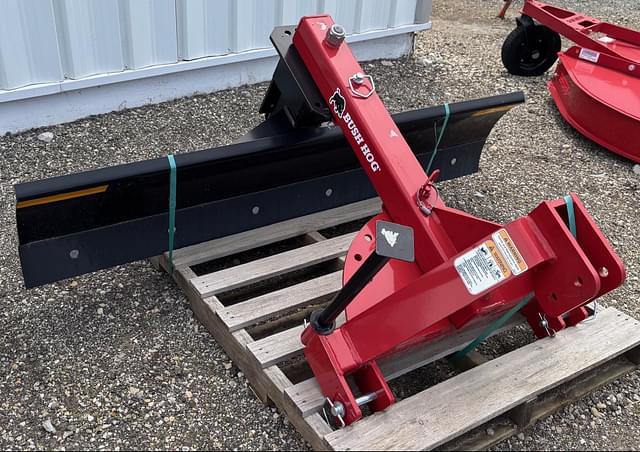 Image of Bush Hog 5006 equipment image 2