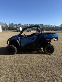 Image of Can-Am Commander XT 700 equipment image 1