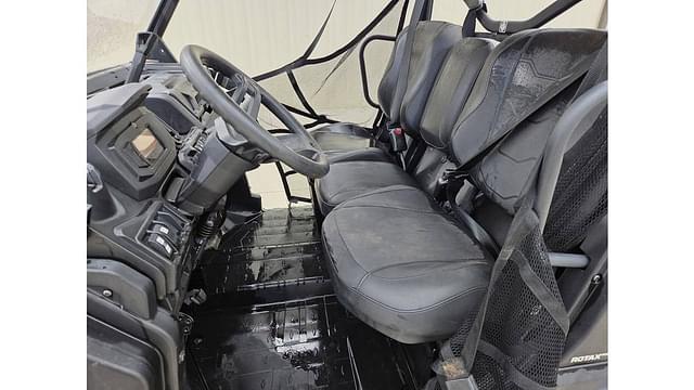 Image of Can-Am Defender HD10 equipment image 1