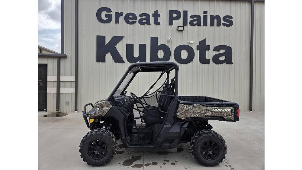 Image of Can-Am Defender HD10 Primary image