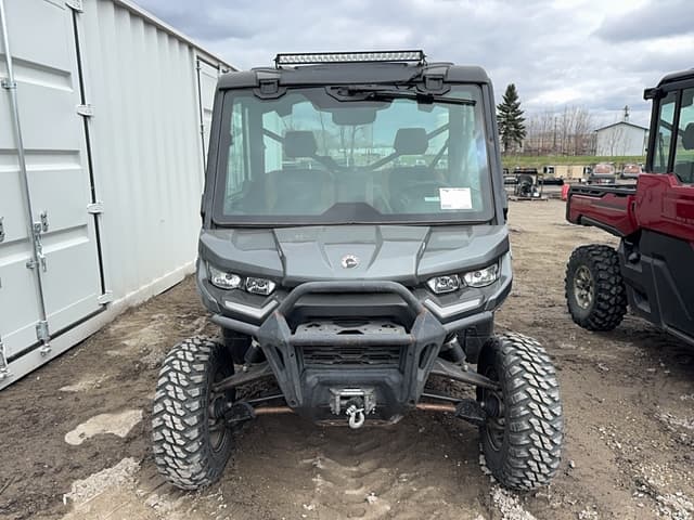 Image of Can-Am Defender HD10 equipment image 1
