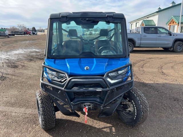 Image of Can-Am Defender HD10 equipment image 2