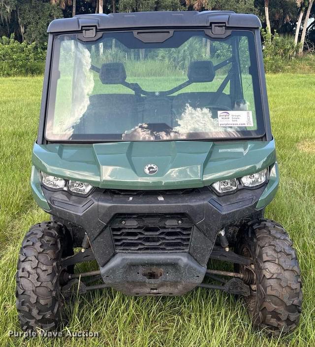 Image of Can-Am Defender HD7 equipment image 1