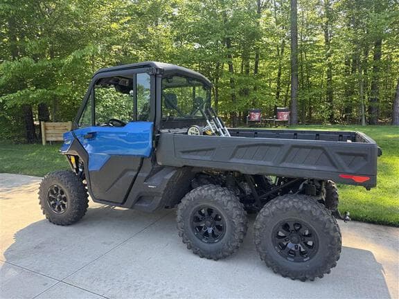 Image of Can-Am Defender Limited equipment image 4