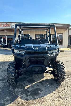 Image of Can-Am Defender Max HD9 Image 1