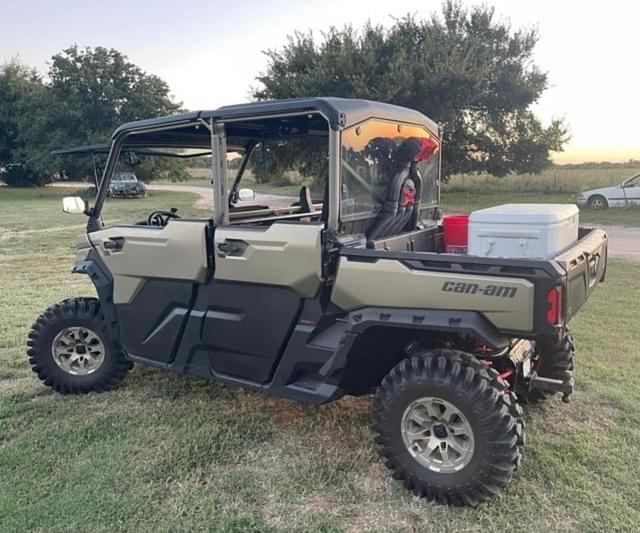 Image of Can-Am  Defender MAX X equipment image 3