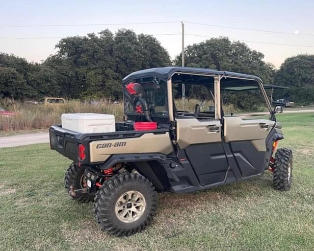 Image of Can-Am  Defender MAX X equipment image 1