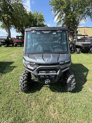 Image of Can-Am Defender XT HD10 equipment image 1