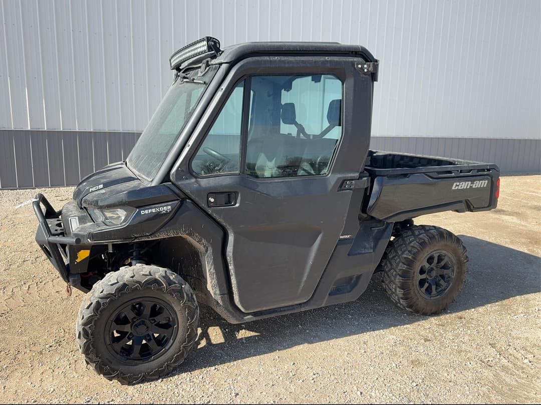 Image of Can-Am Defender XT HD9 Primary image