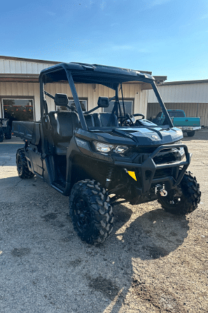 Image of Can-Am Defender PRO XT HD10 Image 0