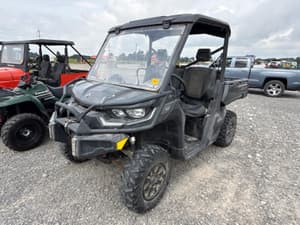 2023 Can-Am Defender XT HD9 Image