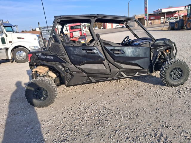 Image of Can-Am Maverick Sport equipment image 2