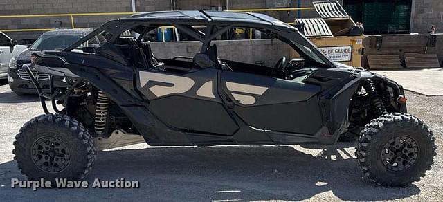 Image of Can-Am Maverick X3 equipment image 3