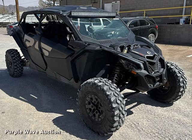Image of Can-Am Maverick X3 equipment image 2