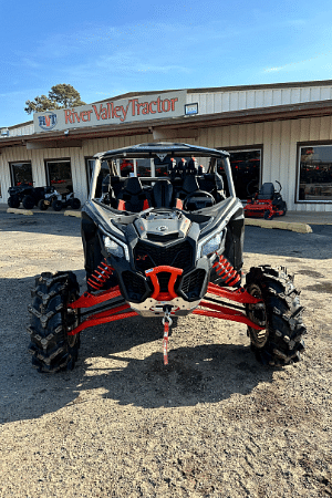 Image of Can-Am Maverick Image 1