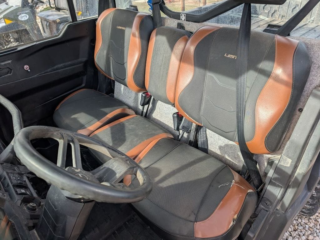 2023 Can-Am Defender 6x6 Limited HD10 Equipment Image0