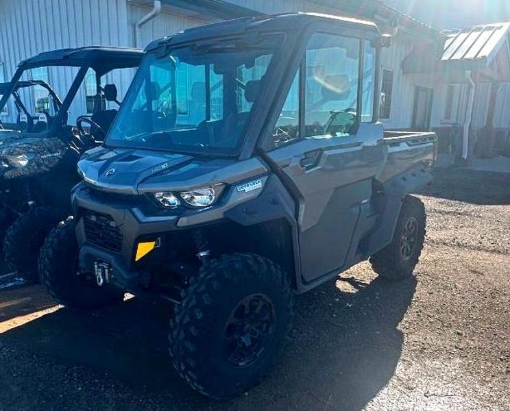 Image of Can-Am Defender HD10 Primary image