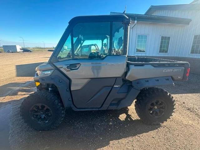 Image of Can-Am Defender HD10 equipment image 3