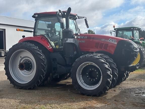 Image of Case IH Magnum 240 equipment image 2