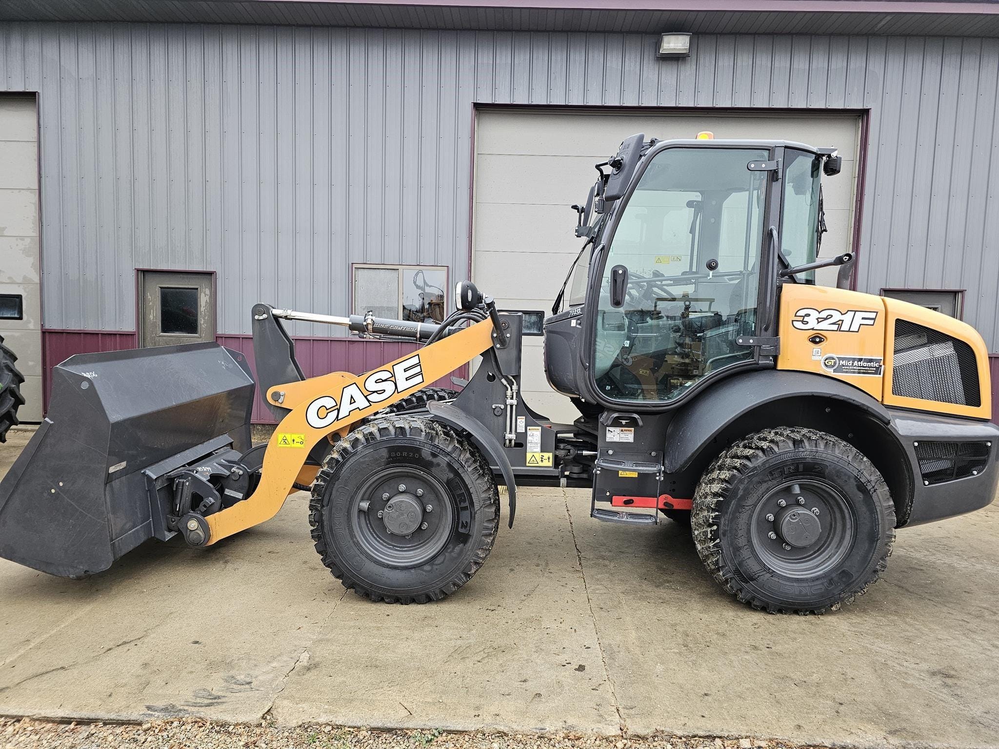 2023 Case 321F Equipment Image0