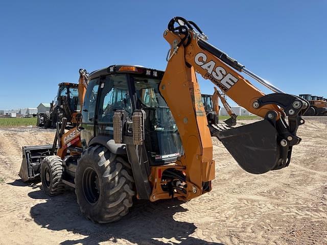Image of Case 580 Super N WT equipment image 3