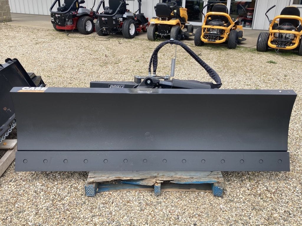 2023 Case Front Blade Equipment Image0