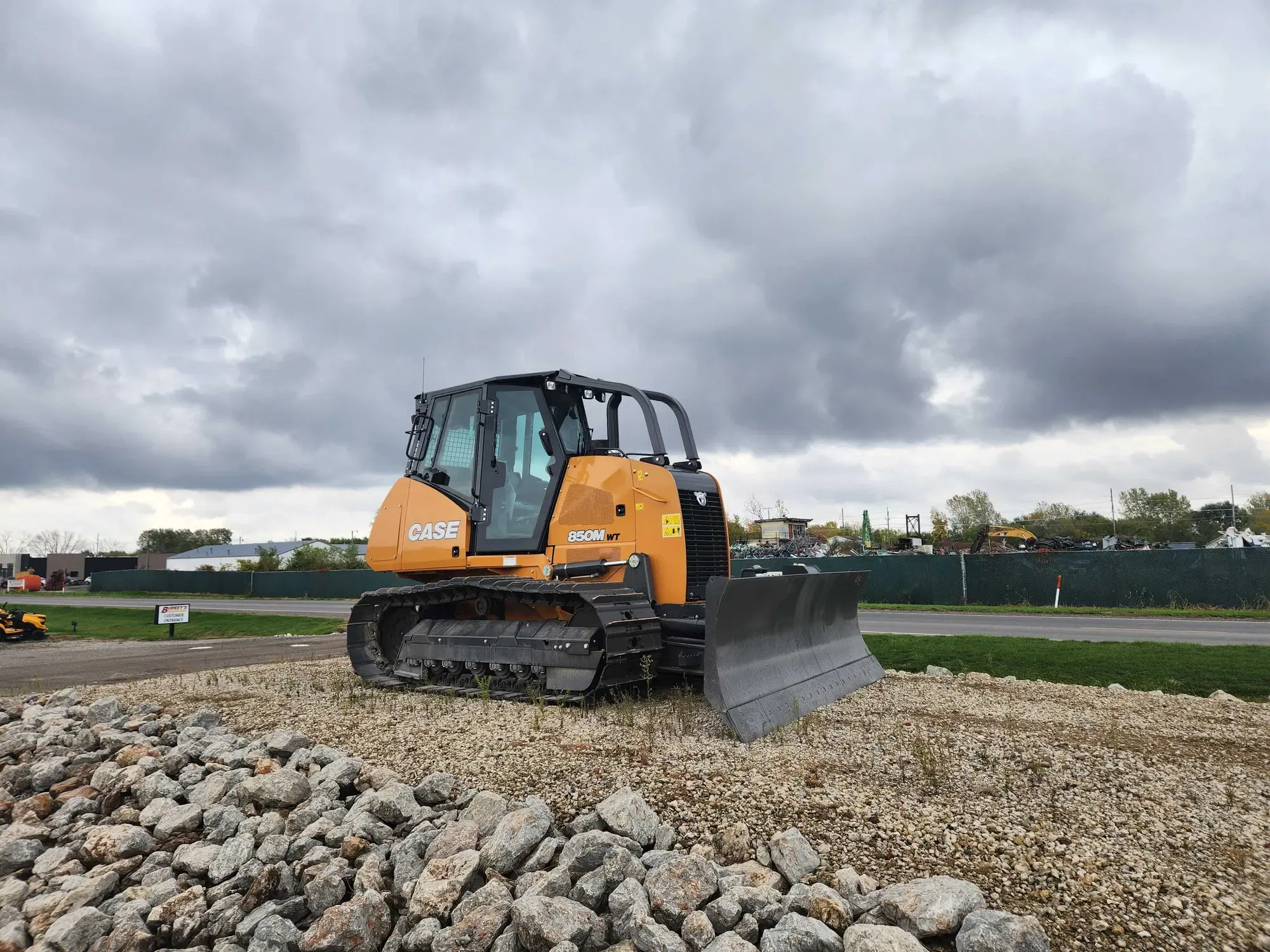 2023 Case 850M Equipment Image0