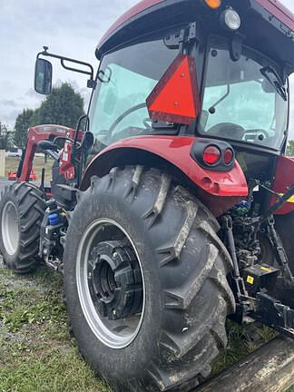 Image of Case IH Farmall 115A equipment image 4