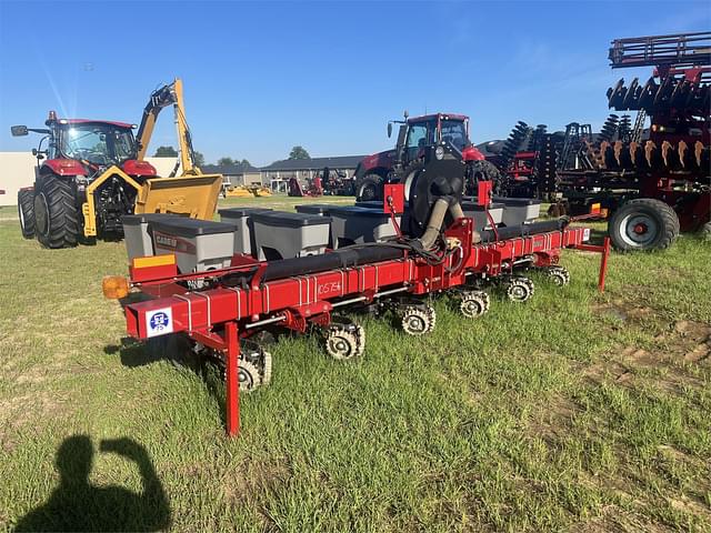 Image of Case IH 1215 equipment image 1