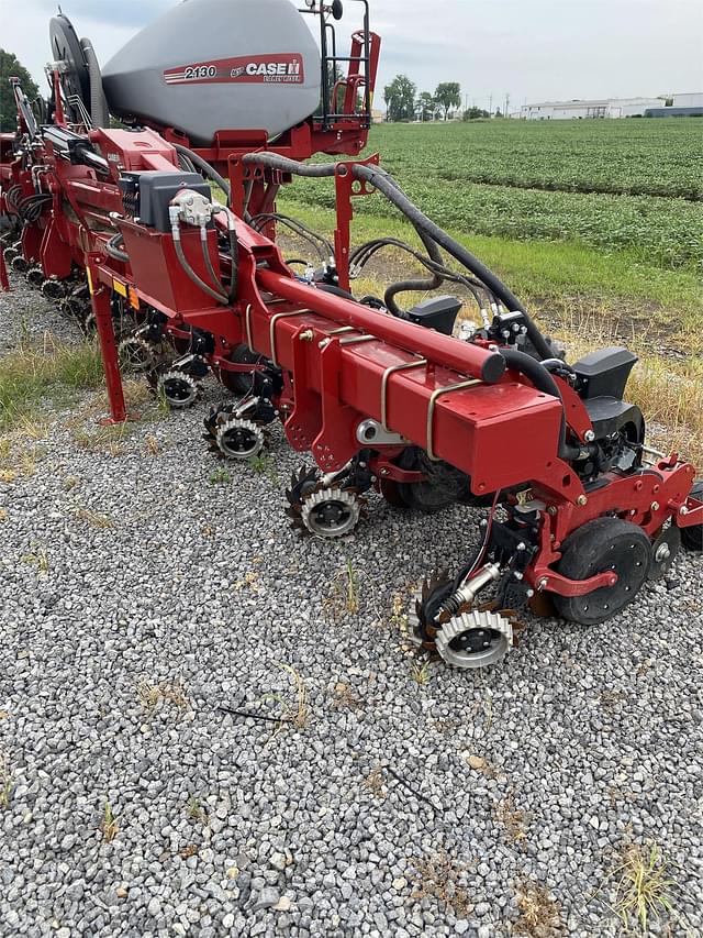 Image of Case IH 2130 equipment image 4