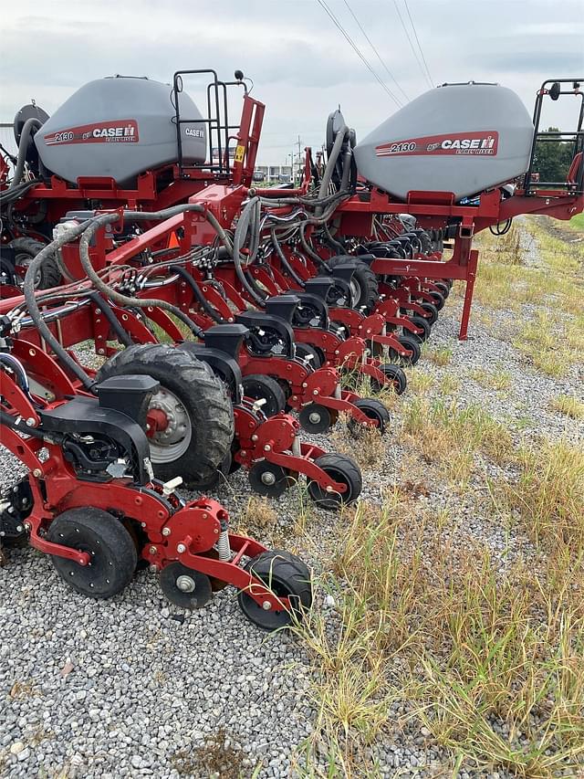 Image of Case IH 2130 equipment image 3