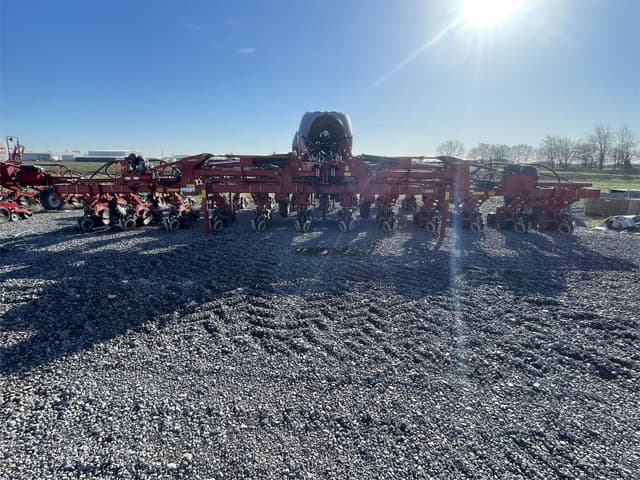 Image of Case IH 2130 equipment image 2