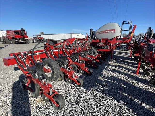 Image of Case IH 2130 equipment image 2