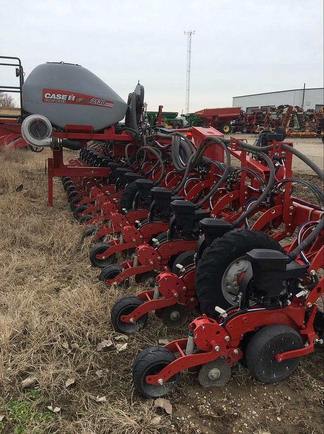 Image of Case IH 2130 equipment image 2