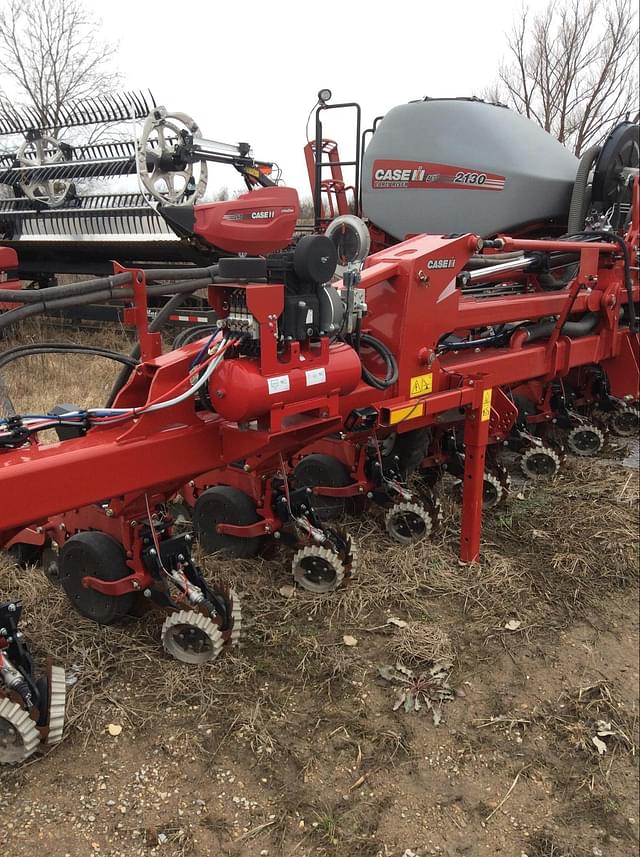 Image of Case IH 2130 equipment image 3