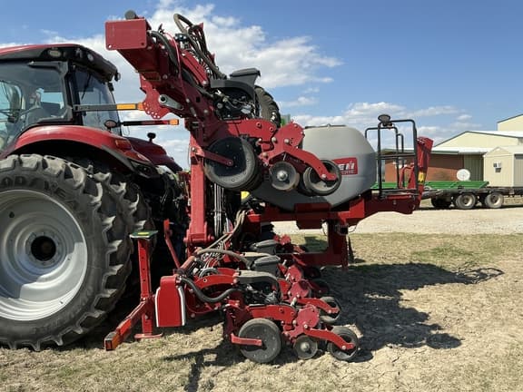 Image of Case IH 2130 equipment image 2
