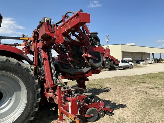 Image of Case IH 2130 equipment image 4