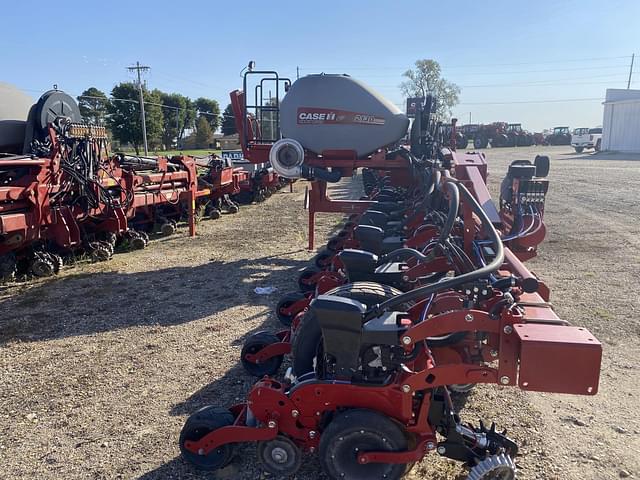 Image of Case IH 2130 equipment image 1