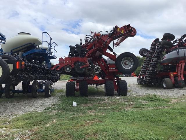 Image of Case IH 2140 equipment image 3