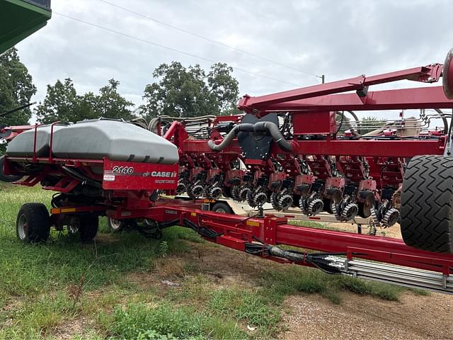 Image of Case IH 2140 equipment image 1