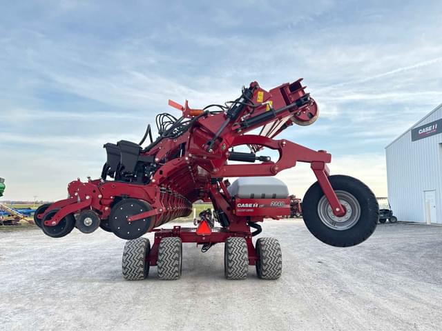 Image of Case IH 2140 equipment image 3