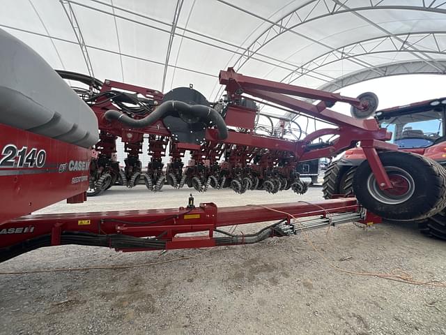 Image of Case IH 2140 equipment image 1