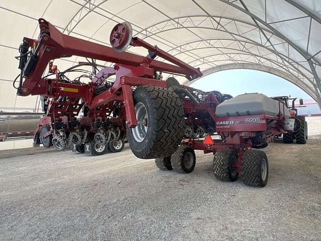 Image of Case IH 2140 equipment image 2