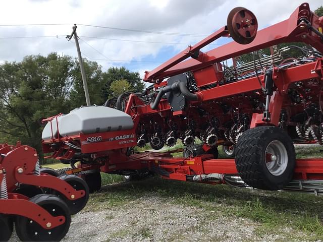 Image of Case IH 2140 equipment image 1