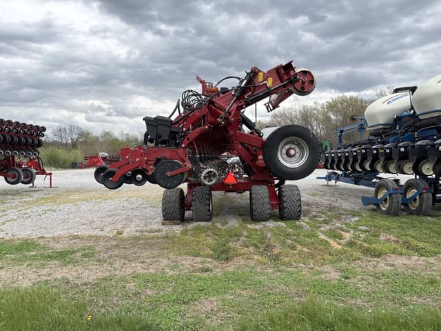 Image of Case IH 2140 equipment image 3