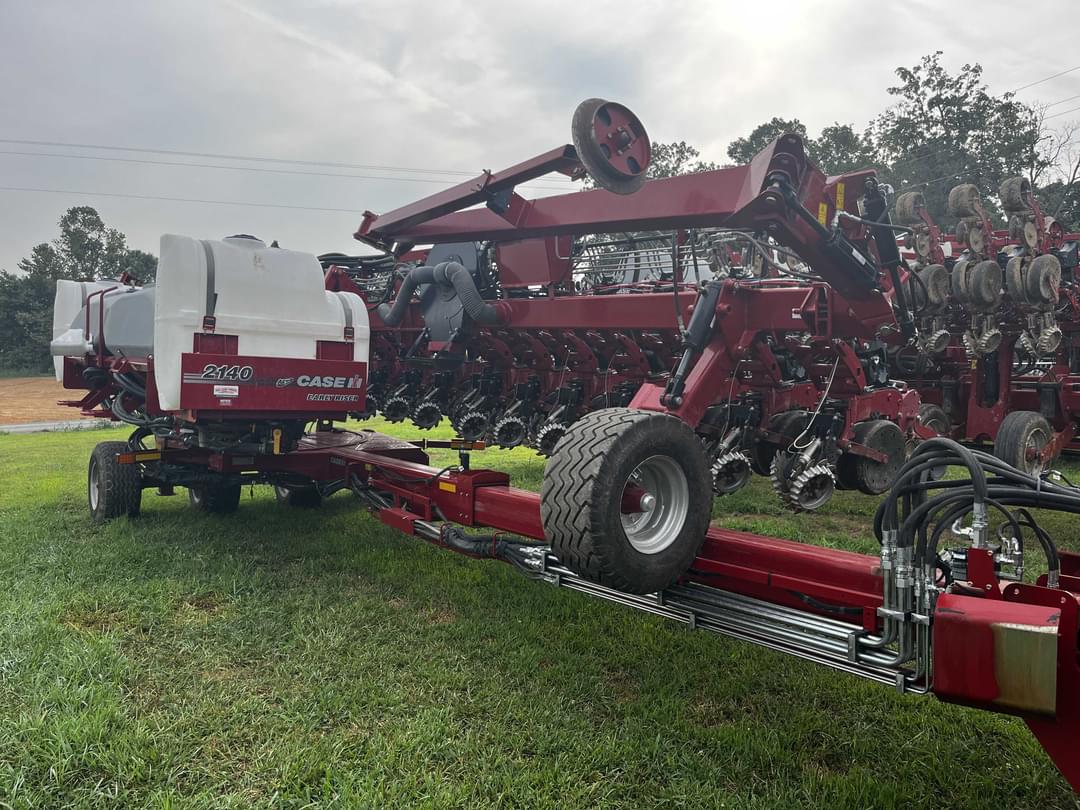 Image of Case IH 2140 Primary image