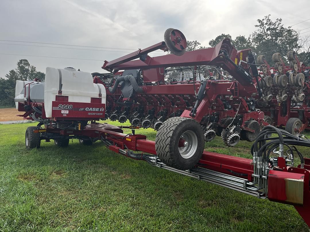 Image of Case IH 2140 Primary image